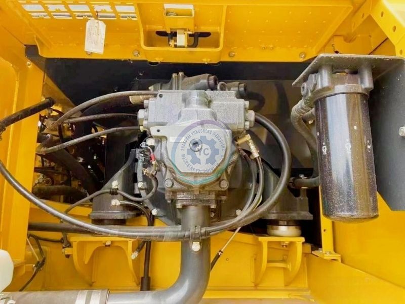 Komatsu PC390-10